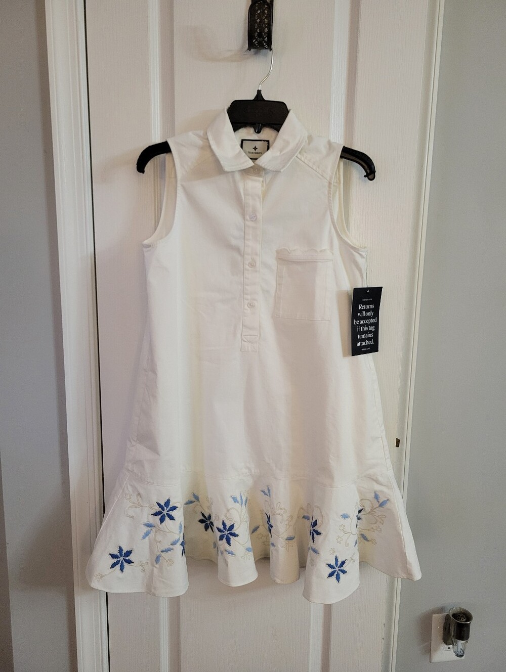 NWT Tuckernuck White Blue Floral Embroidered Callahan Mini Dress Size Small